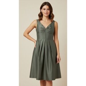 Banana Republic 100% Silk Sleeveless Fit & Flare Dress Womens 8 Luxury Prom Glam